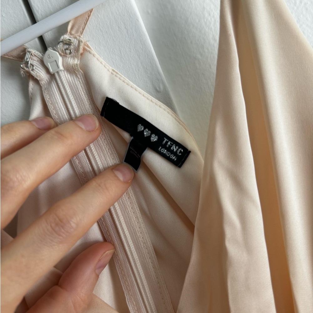 Greak style cream/peach nude dress